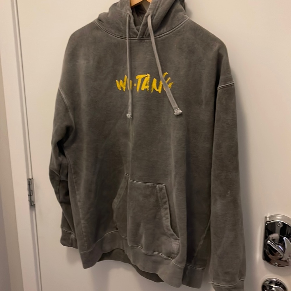 UO hoodie Wu-Tang Clan